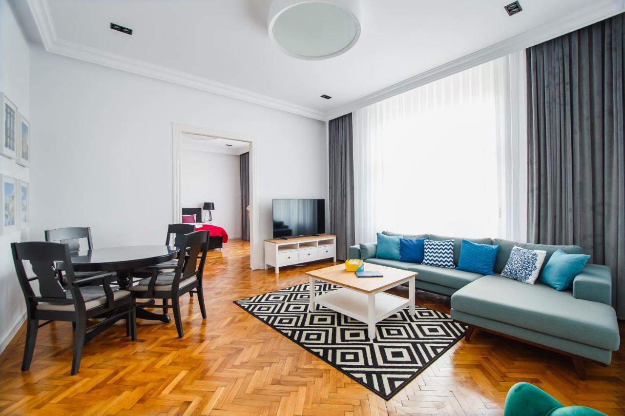 Spacious Riverviews Apartment Near Piata Unirii ออราแด ภายนอก รูปภาพ