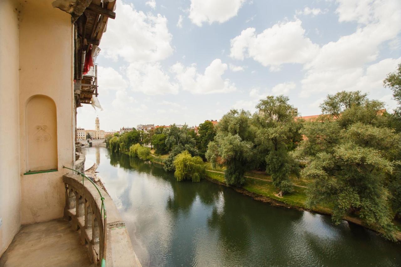 Spacious Riverviews Apartment Near Piata Unirii ออราแด ภายนอก รูปภาพ